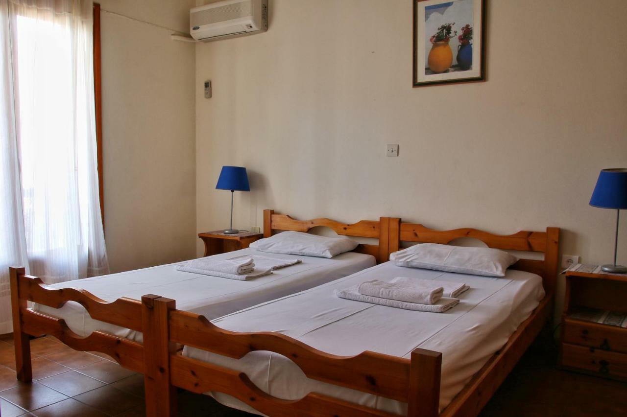 Seaview- 2 Space - Selfcatering Apartment - Helen No 3 Ксиропигадо Екстериор снимка